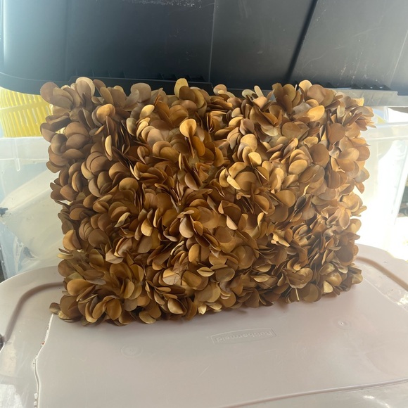 Brown Floral pillow - Picture 1 of 2